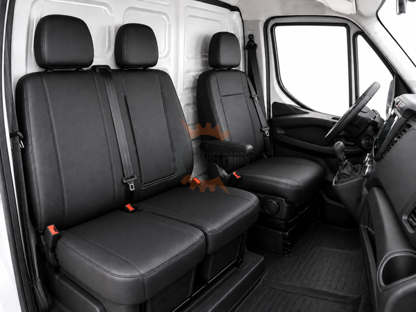 Луксозен комплект тапицерия 2+1 за Iveco Daily след 2014 год. – Еко кожа, черна, 7 части