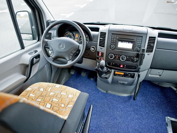 Маншон за скоростен лост с рамка MERCEDES SPRINTER W906 , VW CRAFTER след 2006
