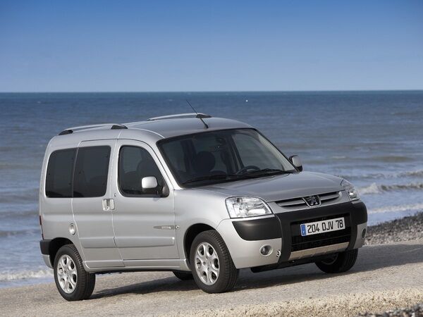 Вътрешна рамка за дръжка на вратата за Citroen Berlingo 1996-2008, Peugeot Partner 1996-2008 Пасажерска врата