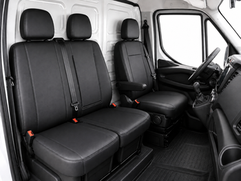 Луксозен комплект тапицерия 2+1 за Iveco Daily след 2014 год.  – Еко кожа, черна, 7 части