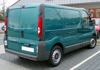 Стоп Renault Trafic II , Opel Vivaro, Nissan 2007-2013 "4 канала за фасунка" -Пасажерска страна