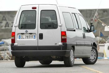 Стоп за Fiat Scudo -Citroen Jumpy -Peuguot Expert 1995-2007 Пасажерска страна